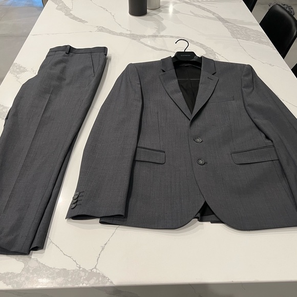 EXPRESS Prom Men’s Grey Suit Extra Slim 29x30 38 Medium